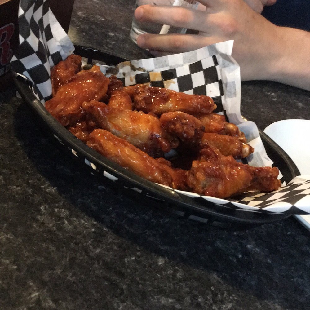 The Thistle Gastropub - Pubs Near Me - New Glasgow, Nova Scotia