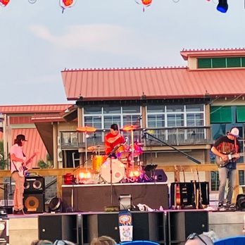 The Hangout - FREE GREAT MUSIC ALWAYS. - Burgers Near Me - Myrtle Beach, South Carolina The Hangout - FREE GREAT MUSIC ALWAYS. - Burgers Near Me - Myrtle Beach, South Carolina