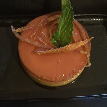 Moonshine 152 - Creme Caramel - New American Near Me - Boston, Massachusetts