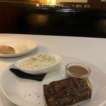 Sullivan's Steakhouse - FILET MIGNON - 8 OZ. - Steakhouses Near Me - Omaha, Nebraska