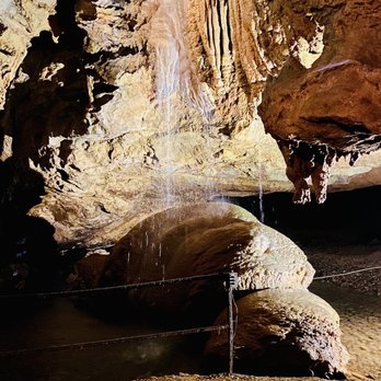 Tuckaleechee Caverns - Landmarks & Historical Buildings Near Me - Townsend, Tennessee Tuckaleechee Caverns - Landmarks & Historical Buildings Near Me - Townsend, Tennessee