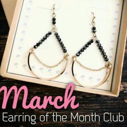 Beauty Bar 613 - You can get a different pair of earrings delivered to your door for $17 a month. What a perfect Mother's Day present!!