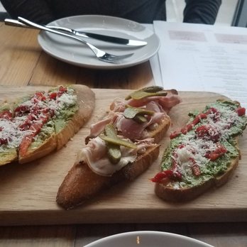 Verre Wine Bar - Very good wine & brushetta - Wine Bars Near Me - Arlington, Virginia Verre Wine Bar - Very good wine & brushetta - Wine Bars Near Me - Arlington, Virginia