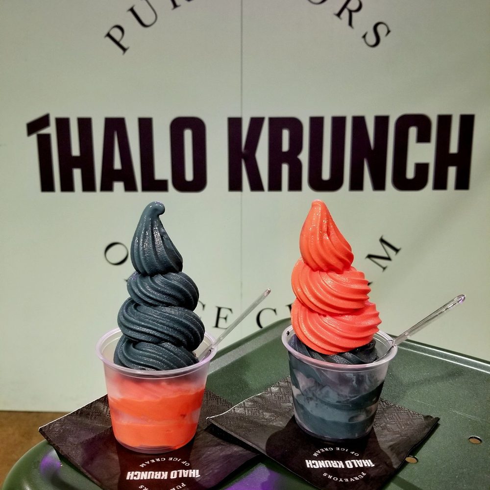 iHalo Krunch - Raptors Swirl - Ice Cream & Frozen Yogurt Near Me - Toronto, Ontario iHalo Krunch - Raptors Swirl - Ice Cream & Frozen Yogurt Near Me - Toronto, Ontario