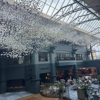 Fairmont St Andrews - Beautiful chandelier hanging inside - Hotels Near Me - St Andrews, FIF