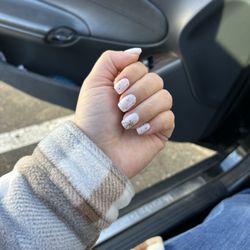 Private Beach Salon - Hard gel nails
