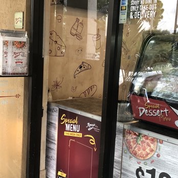Roberto's Italian Pizzeria - Order at the door - Italian Near Me - Boca Raton, Florida