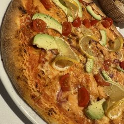 Pizzeria Piccola - Pizza Special (Salmon, onions, lemon, avocado)