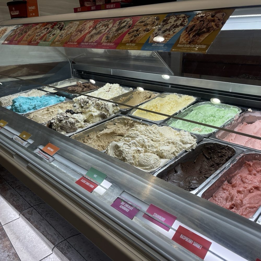 Cold Stone Creamery - Ice Cream & Frozen Yogurt Near Me - Garden City, New York Cold Stone Creamery - Ice Cream & Frozen Yogurt Near Me - Garden City, New York