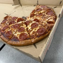 Gridiron Pizza - Pepperoni pizza