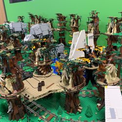 Bricks & Minifigs Clinton Township - INCREDIBLE Ewok Village is worth the stop alone!