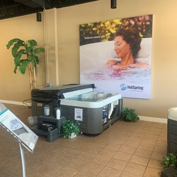 Rec Pool and Spa - Our new hot tub!!! - Hot Tub & Pool Near Me - Fort Lauderdale, Florida