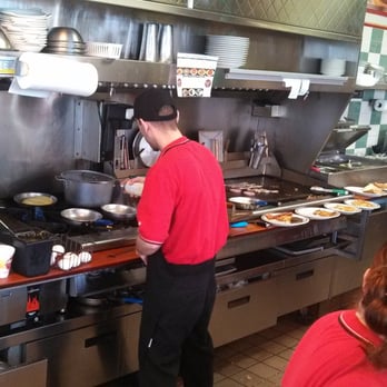 Huddle House - the line - Breakfast & Brunch Near Me - Gun Barrel City, Texas