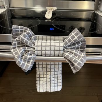 Ana’s House Cleaning - Cute towel folding - Home Cleaning Near Me Ana’s House Cleaning - Cute towel folding - Home Cleaning Near Me
