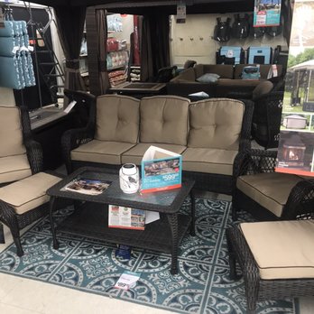 Big Lots - Department Stores Near Me - Santa Paula, California