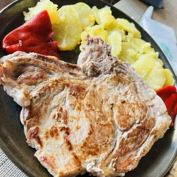 xelanova - Restaurants Near Me - Zaragoza, Z