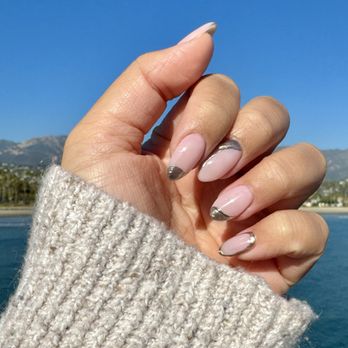 The Lash And Body Bar - Simple nude with gold chrome-- Perfection. @hkgelnails - Skin Care Near Me - Las Vegas, Nevada The Lash And Body Bar - Simple nude with gold chrome-- Perfection. @hkgelnails - Skin Care Near Me - Las Vegas, Nevada
