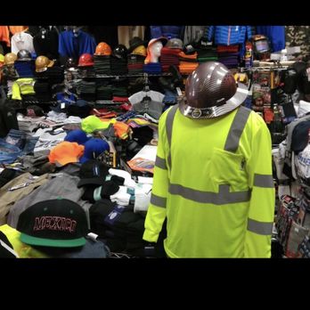 Julio's T-Shirts - Men's Clothing Near Me - Paramount, California