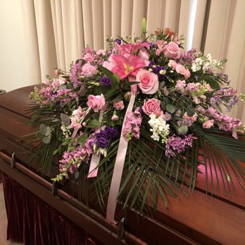 W.R. Watson Funeral Home - Funeral Services & Cemeteries Near Me - Riverside, Rhode Island