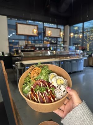 Nohm sushi bar & kaisendon by null