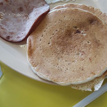 4 Corners Diner - Diners Near Me - Atlantic Beach, North Carolina