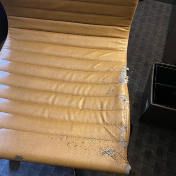 Hampton Inn Manhattan Grand Central - Hotel room chair - Hotels Near Me - New York, New York