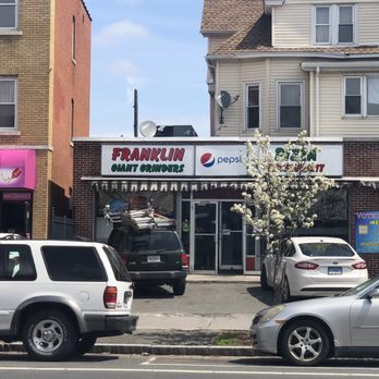 Franklin Giant Grinders - Pizza Near Me - Hartford, Connecticut