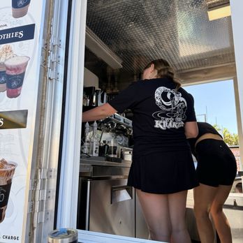 Kraken Coffee Maui - Baristas - Coffee & Tea Near Me - Kihei, Hawaii Kraken Coffee Maui - Baristas - Coffee & Tea Near Me - Kihei, Hawaii