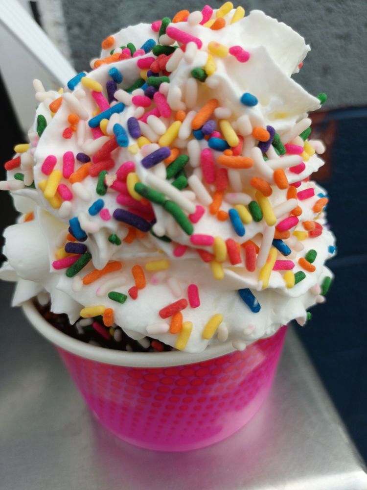 SCOOPS Updated October 2024 39 Jamestown St, Gowanda, New York