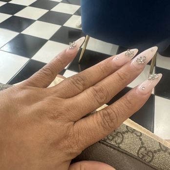 Gold Studio - Still fresh after 5 weeks - Nail Salons Near Me - New York, New York Gold Studio - Still fresh after 5 weeks - Nail Salons Near Me - New York, New York