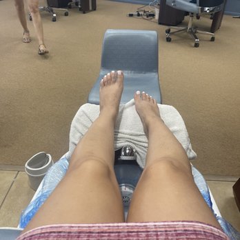 Tip Top Nails - Pedicures here are so relaxing and nicely done by Julie! - Nail Salons Near Me - Cathedral City, California