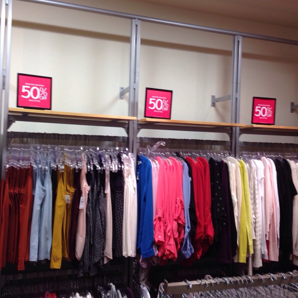 LOFT Outlet - Accessories Near Me - Rochester, New York LOFT Outlet - Accessories Near Me - Rochester, New York