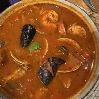 Salt Traders Zilker - Cioppino - Seafood Near Me - Austin, Texas Salt Traders Zilker - Cioppino - Seafood Near Me - Austin, Texas