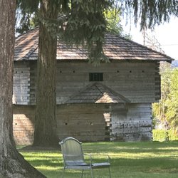 Courthouse Square Park - Fort Yamhill Block House