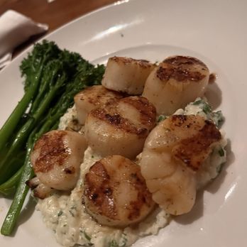 Seasons 52 - Scallops - New American Near Me - San Antonio, Texas Seasons 52 - Scallops - New American Near Me - San Antonio, Texas