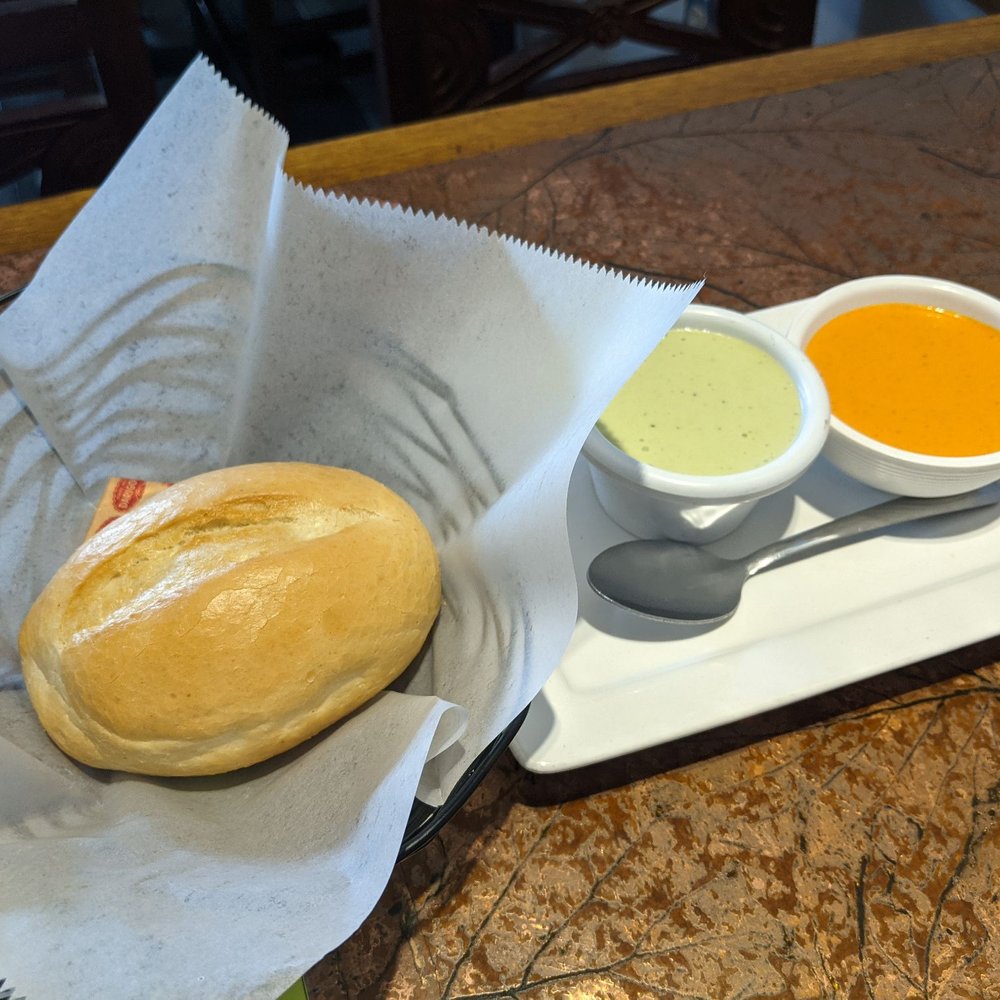 El Rocoto - Complimentary bread and sauces. - Peruvian Near Me - Cerritos, California
