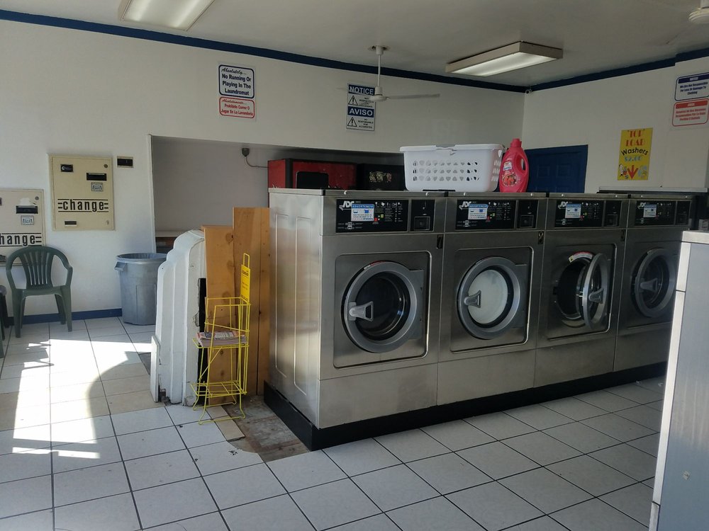 BOULEVARD LAUNDRY Updated April 2024 1212 S Escondido Blvd