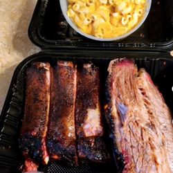 Santa Fe Meats - Heavy's Smokehouse