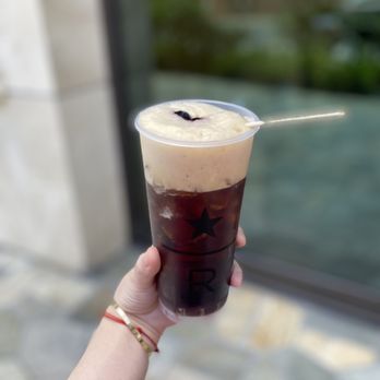 Starbucks - Coffee & Tea Near Me - Honolulu, Hawaii