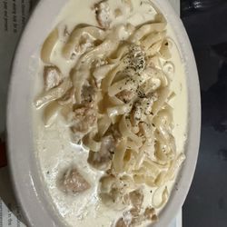 Roma Restaurant Pizza Pasta & More - Chicken Alfredo