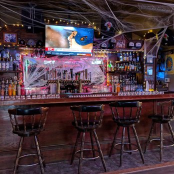Bird's Nest - Bar decked out for Halloween - Chicken Wings Near Me - Chicago, Illinois