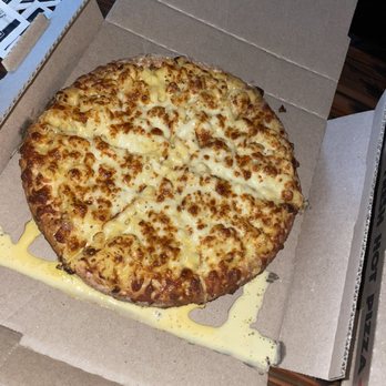 Sugar River Pizza - Mac N' Cheese pizza - Pizza Near Me - Verona, Wisconsin Sugar River Pizza - Mac N' Cheese pizza - Pizza Near Me - Verona, Wisconsin
