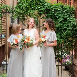 Moon Over Indy - Photo crefit: Danielle Harris Photography Florals: @moonoverindy