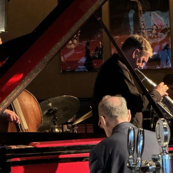 Jazz Bistro - Live jazz who can beat that here in Toronto! - Jazz & Blues Near Me - Toronto, Ontario Jazz Bistro - Live jazz who can beat that here in Toronto! - Jazz & Blues Near Me - Toronto, Ontario