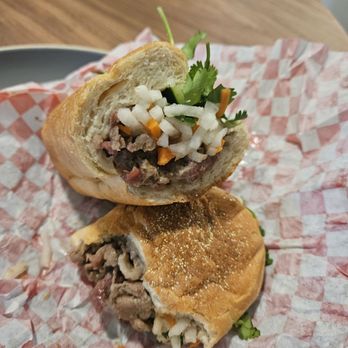 Banh Mi Oven - Vietnamese Near Me - Austin, Texas