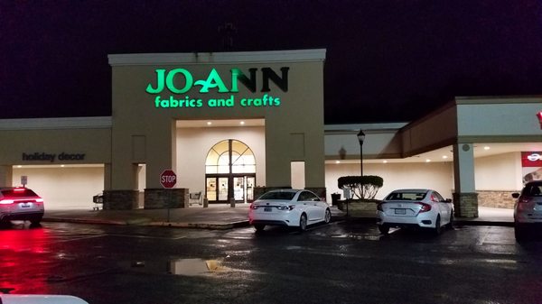 JOANN Fabric and Crafts by null