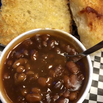Shawnee Mound BBQ - Great baked beans and tender pulled pork! - Barbeque Near Me - Clinton, Missouri