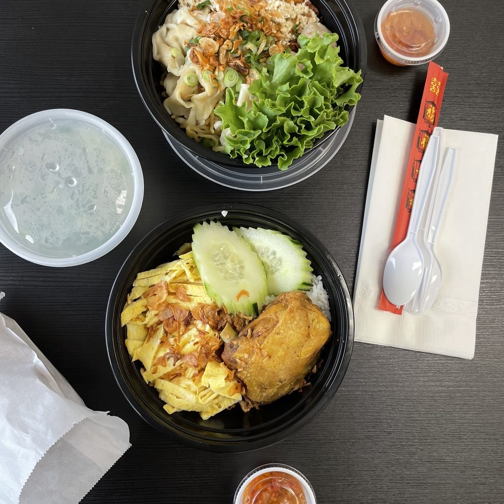 TOP 10 BEST Japanese Restaurant near Martin Drive, Milwaukee, WI