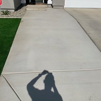 Phan's Landscaping - front walk way cement - Landscaping Near Me