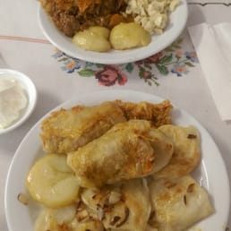 6 perogies & 2 cabbage rolls with potatoes ($10)
Beef stew with potatoes and noodles ($9.90) 6 perogies & 2 cabbage rolls with potatoes ($10)
Beef stew with potatoes and noodles ($9.90)